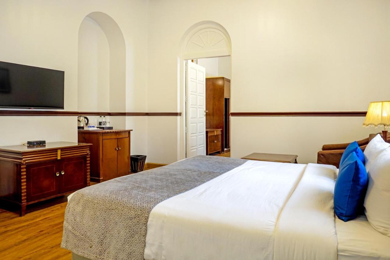 Citrus Chambers Mahabaleshwar Hotel Buitenkant foto