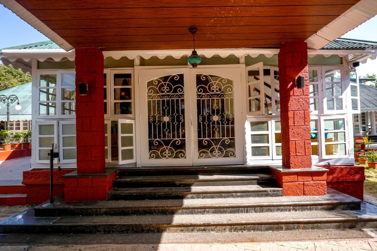 Citrus Chambers Mahabaleshwar Hotel Buitenkant foto