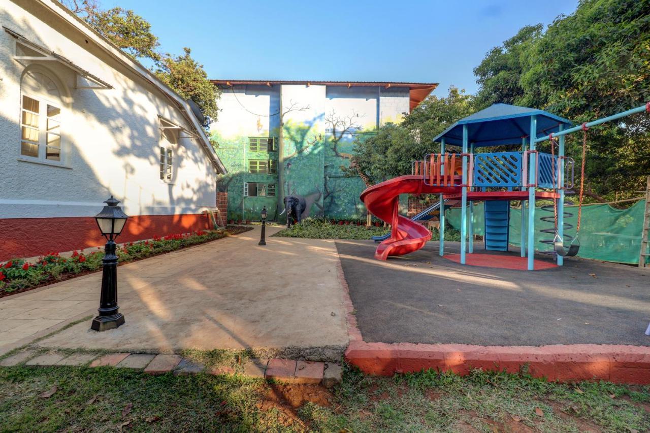 Citrus Chambers Mahabaleshwar Hotel Buitenkant foto