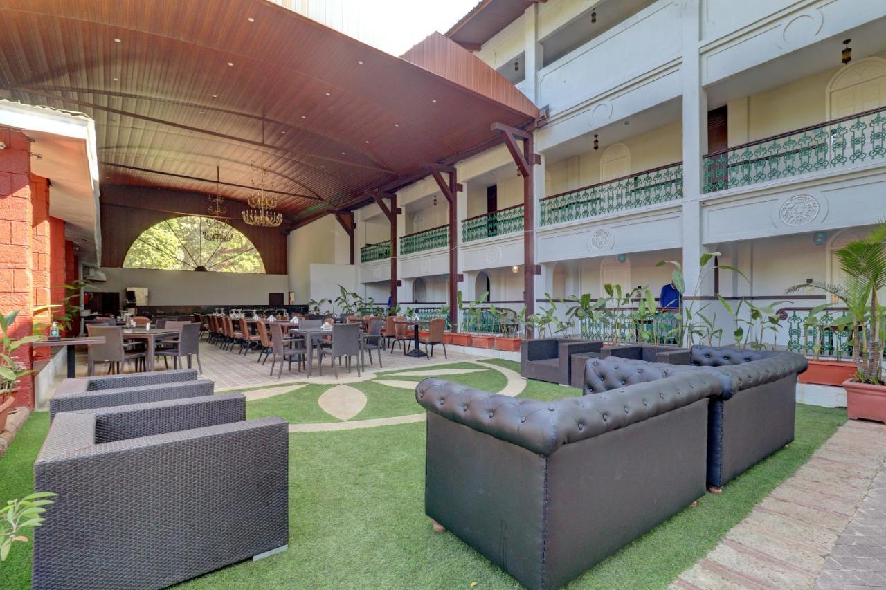 Citrus Chambers Mahabaleshwar Hotel Buitenkant foto